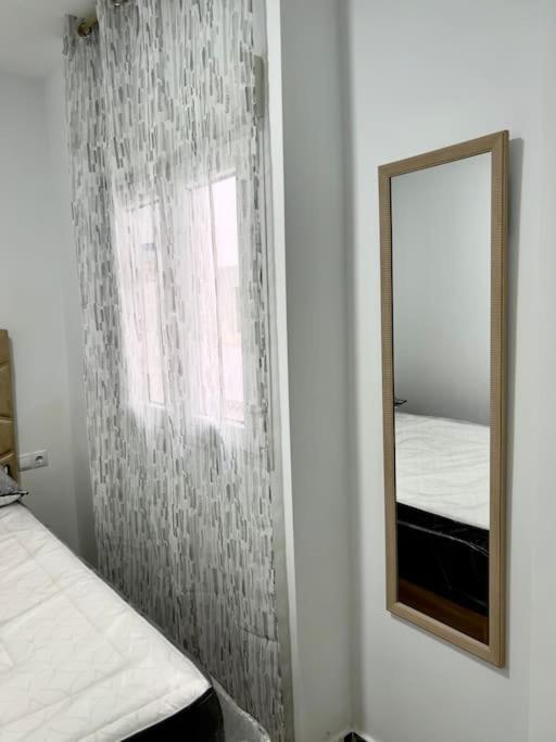Rockside Residences Suites La Linea N1 La Línea de la Concepción エクステリア 写真